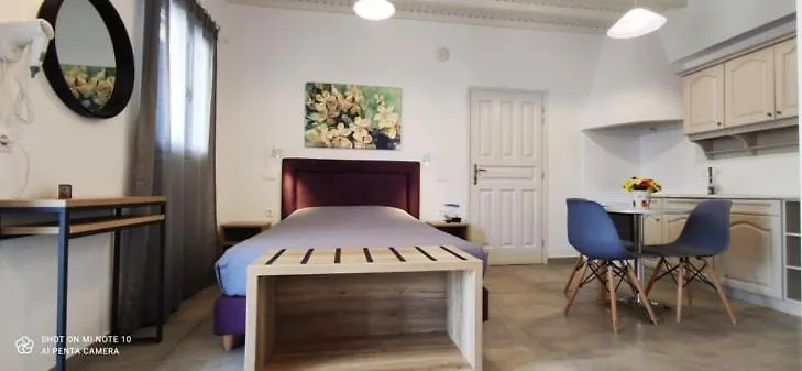 Mina Studios Platys Gialos  Lejlighedshotel