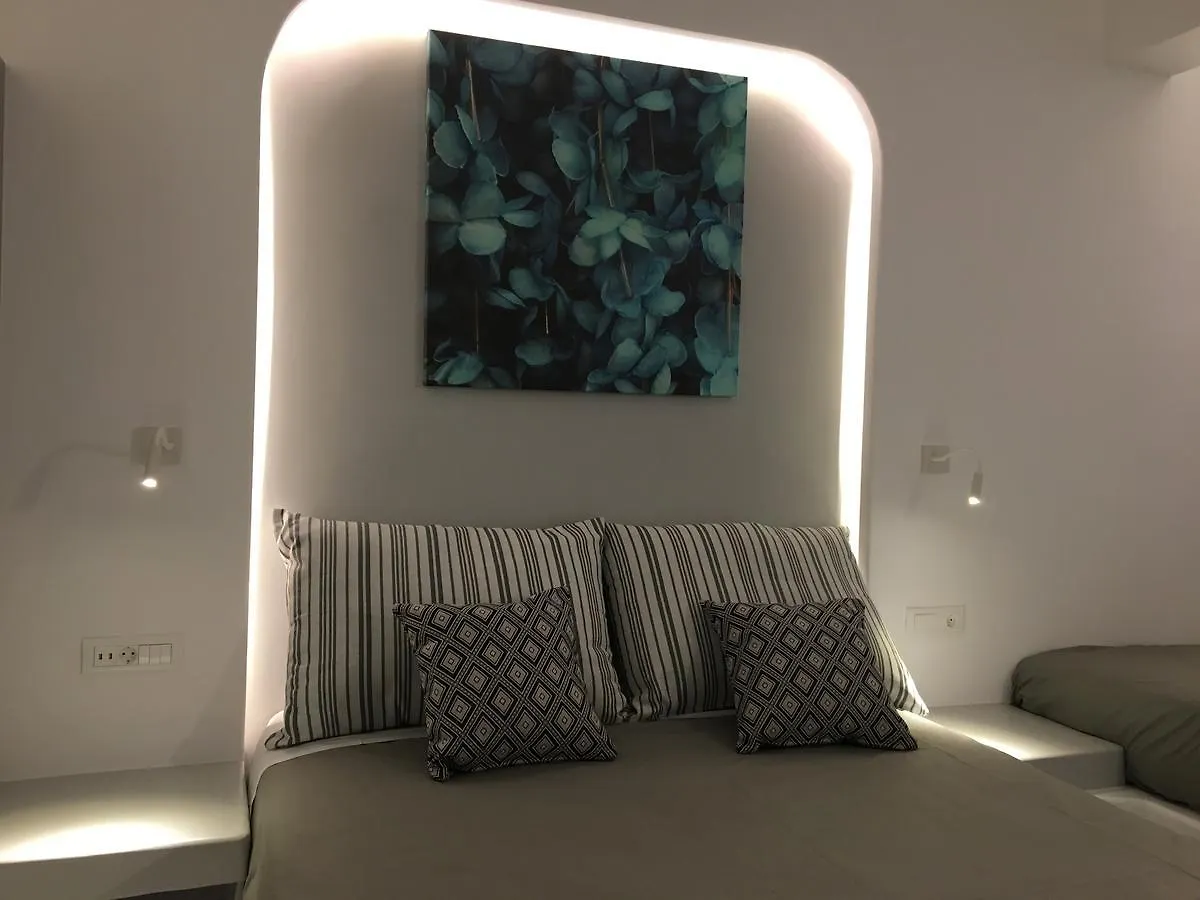 *** Lejlighedshotel Mina Studios Platys Gialos  Grækenland